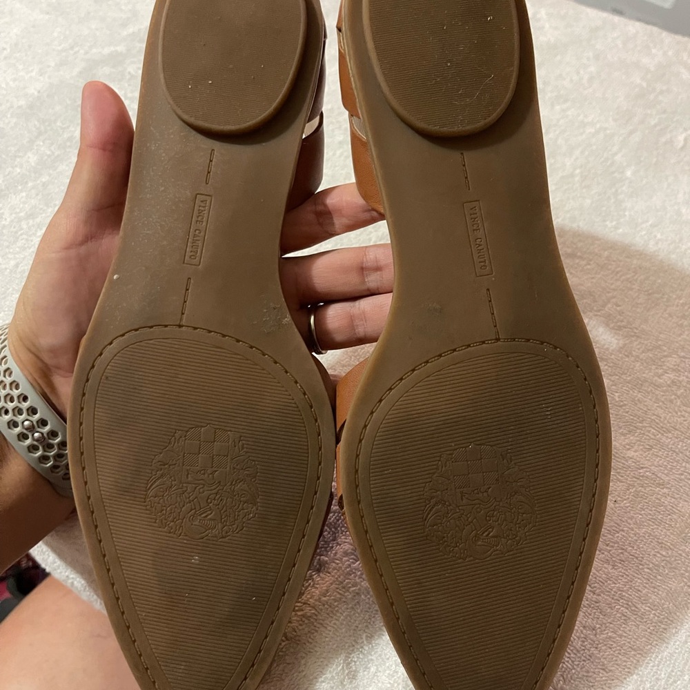 Beautiful brown huarache.